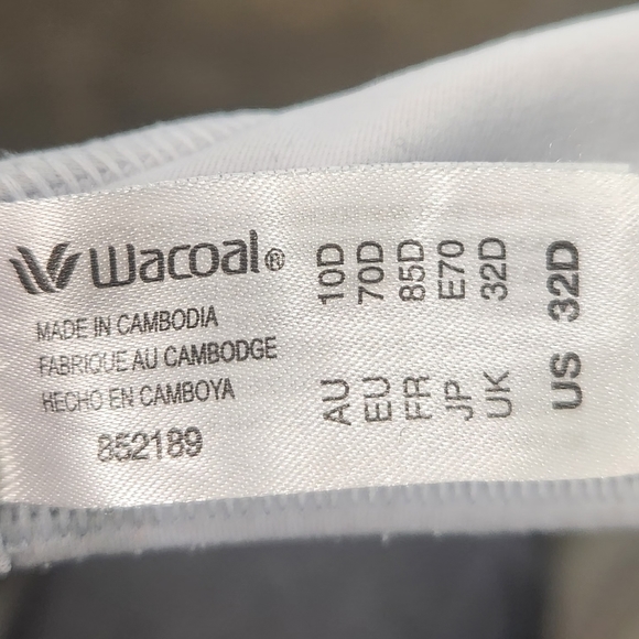 Wacoal How Perfect Wire Free T-Shirt Bra 32D in Light Blue - Picture 6 of 9